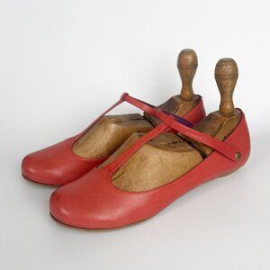 Vintage French Mary Jane Leather Flats Parisian European Eclectic Euro Girl Y2K